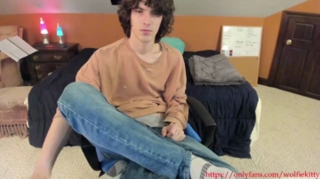Wolfiekitty  03-12-2021